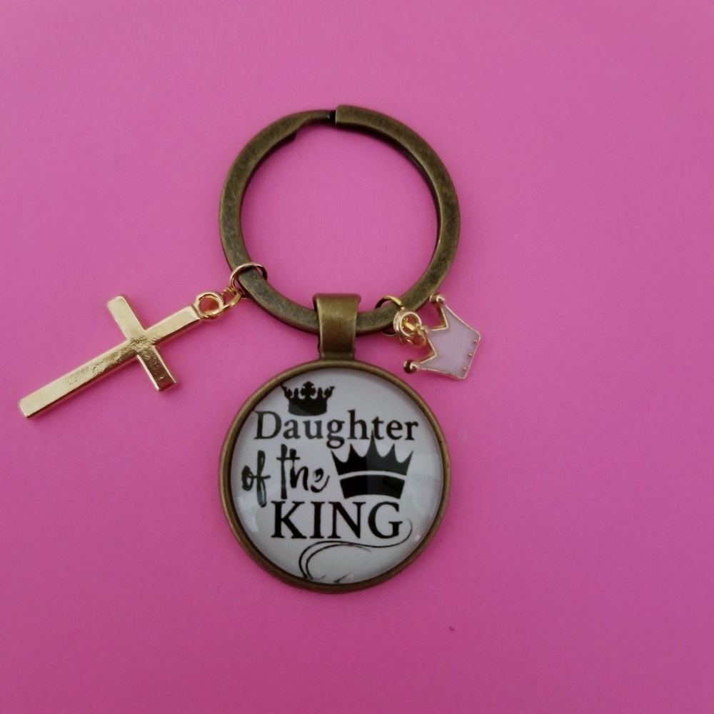 Daughter of the King 👑 Key ring - Picture 3 of 4